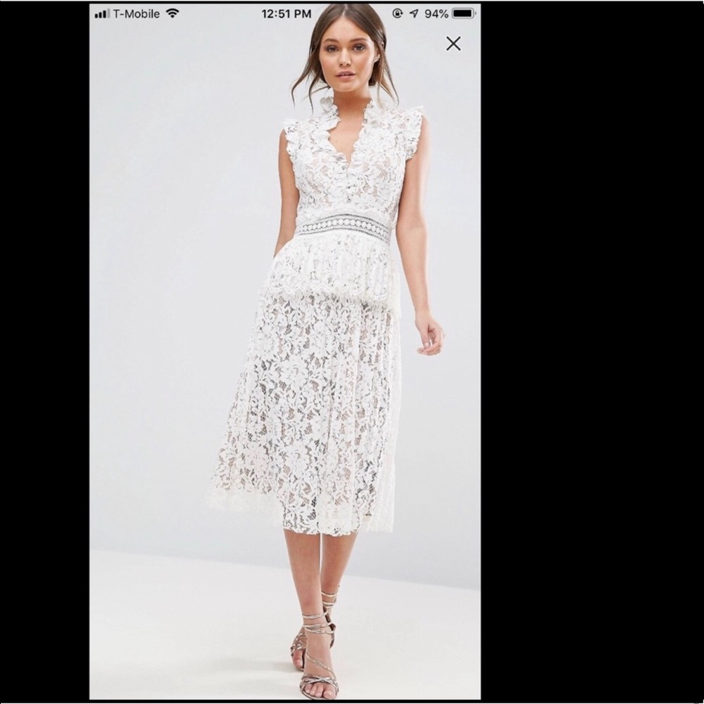 True decadence lace dress with ruffle neck